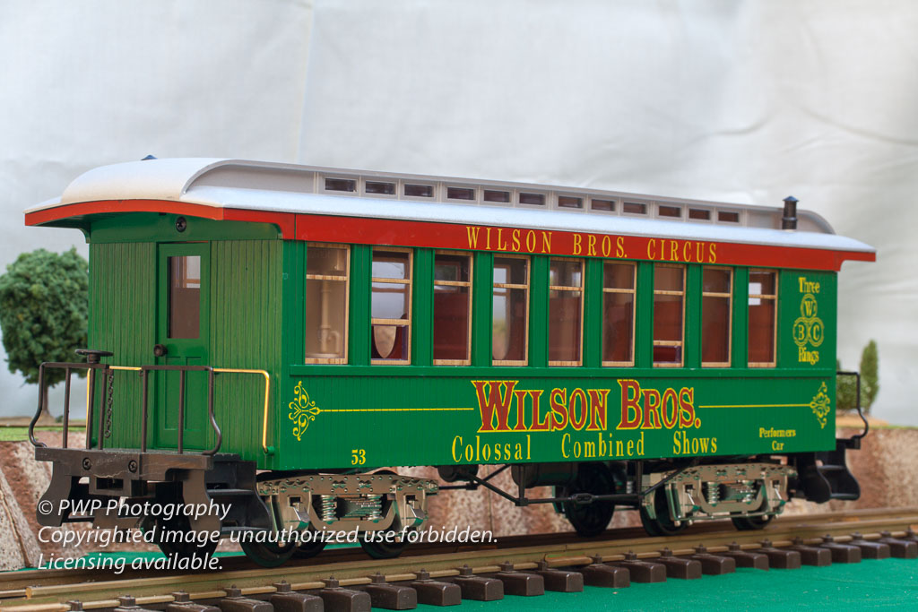 PWP-G-Scale-Trains_20060909_132234.jpg